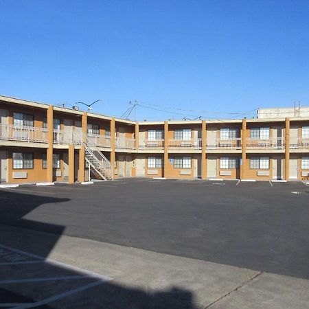 סן פאבלו Rodeway Inn מראה חיצוני תמונה